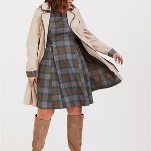 OUTLANDER MACKENZIE SKATER DRESS Torrid size 4 26